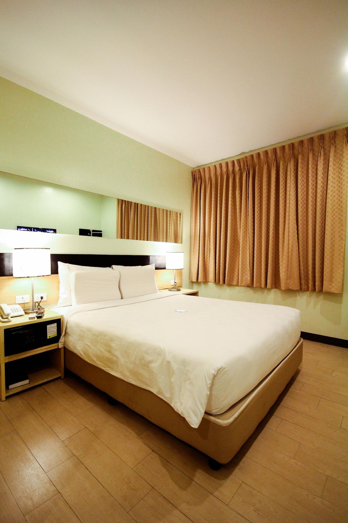 Go Hotels Iloilo Εξωτερικό φωτογραφία