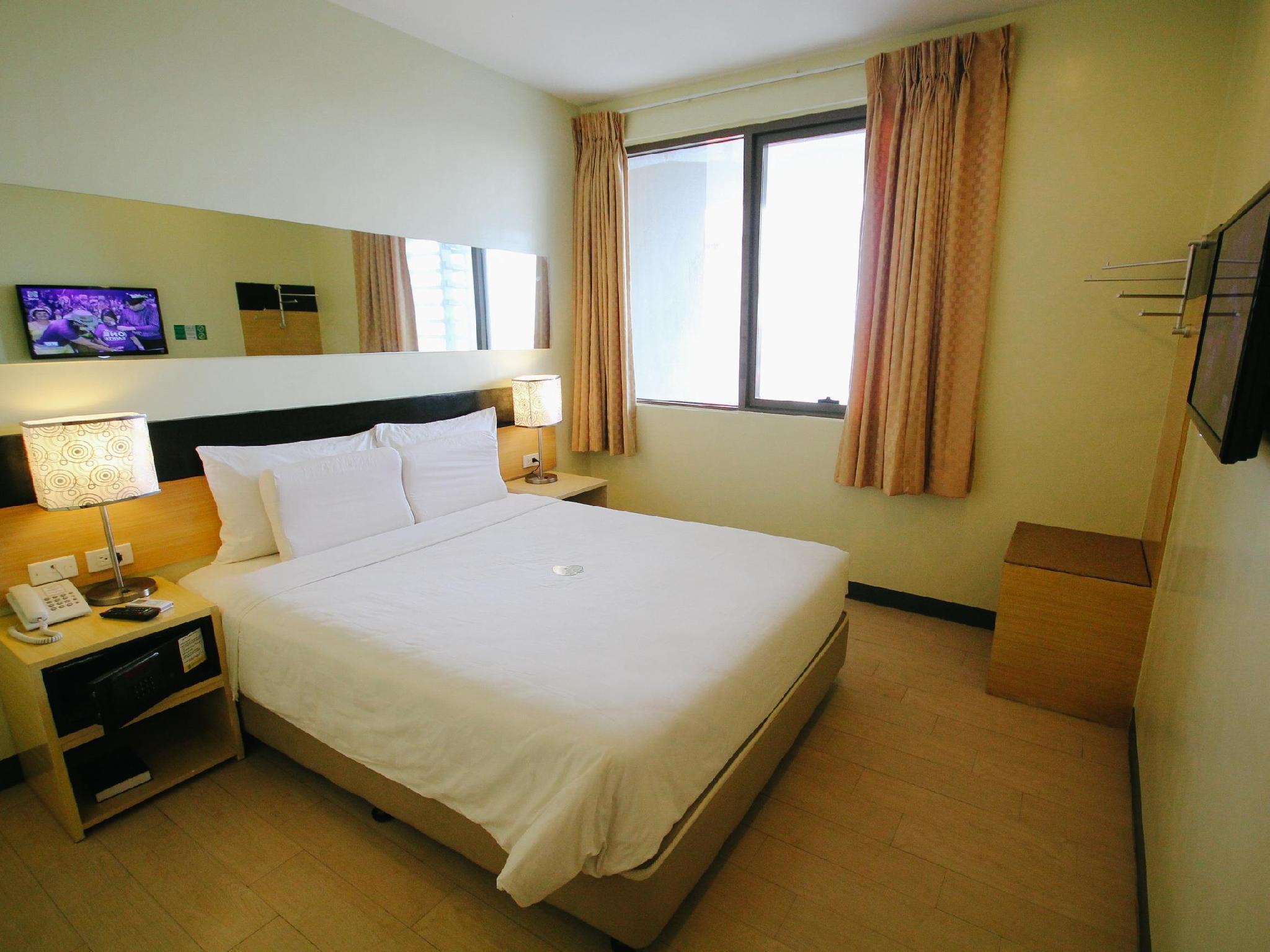 Go Hotels Iloilo Εξωτερικό φωτογραφία