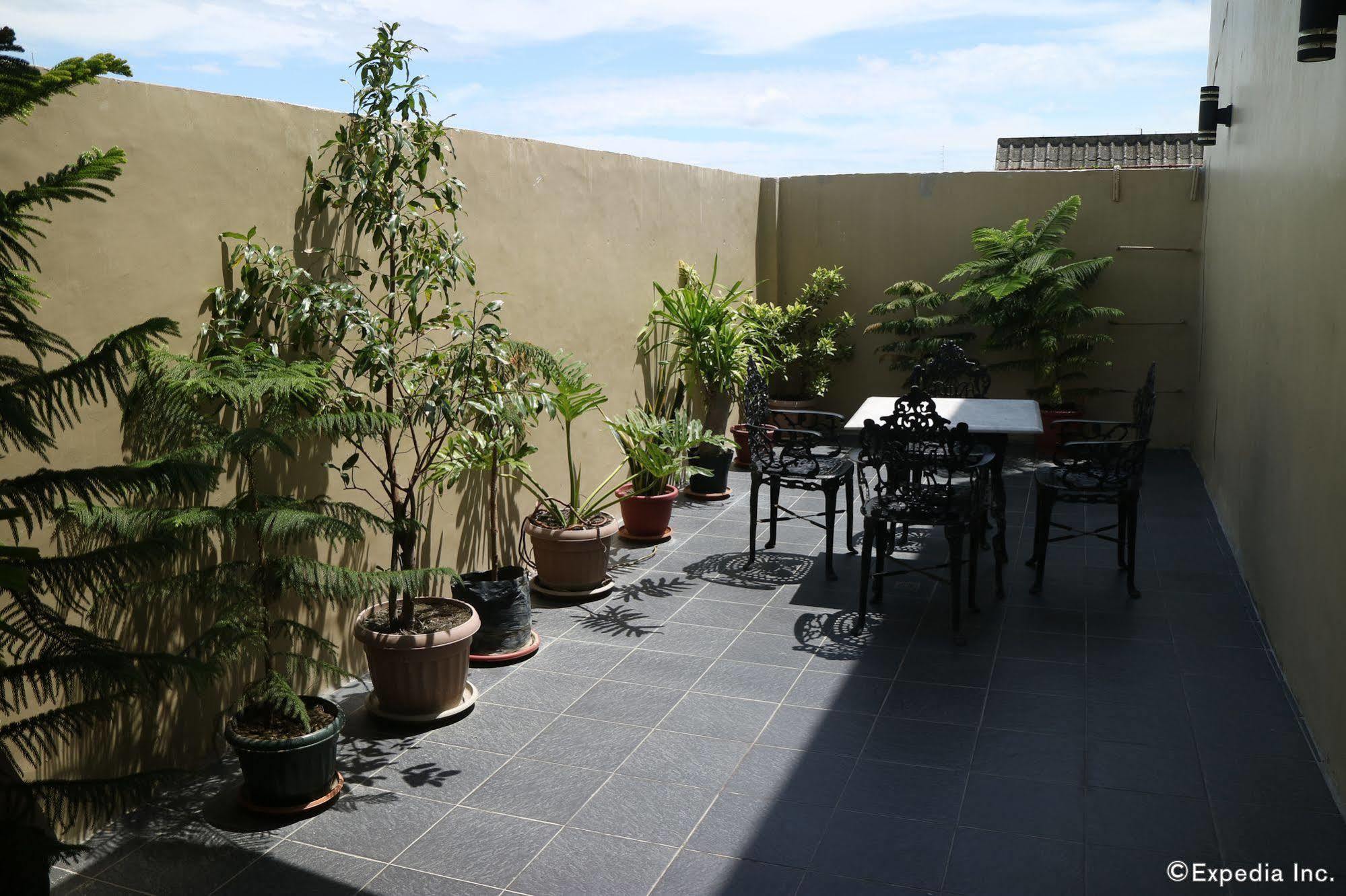 Go Hotels Iloilo Εξωτερικό φωτογραφία